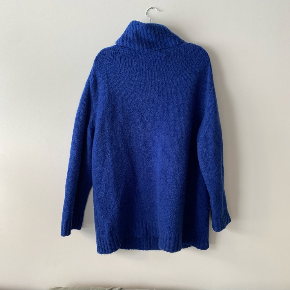 Oversized royal blue sweater